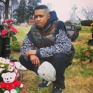 Meet your Posher, Deandre